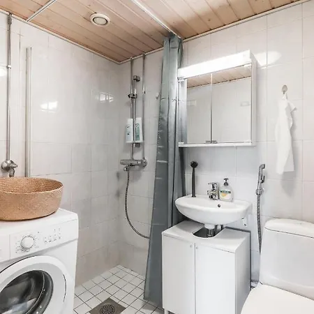 Cosy Flat With Good Transport Connections * Vantaa